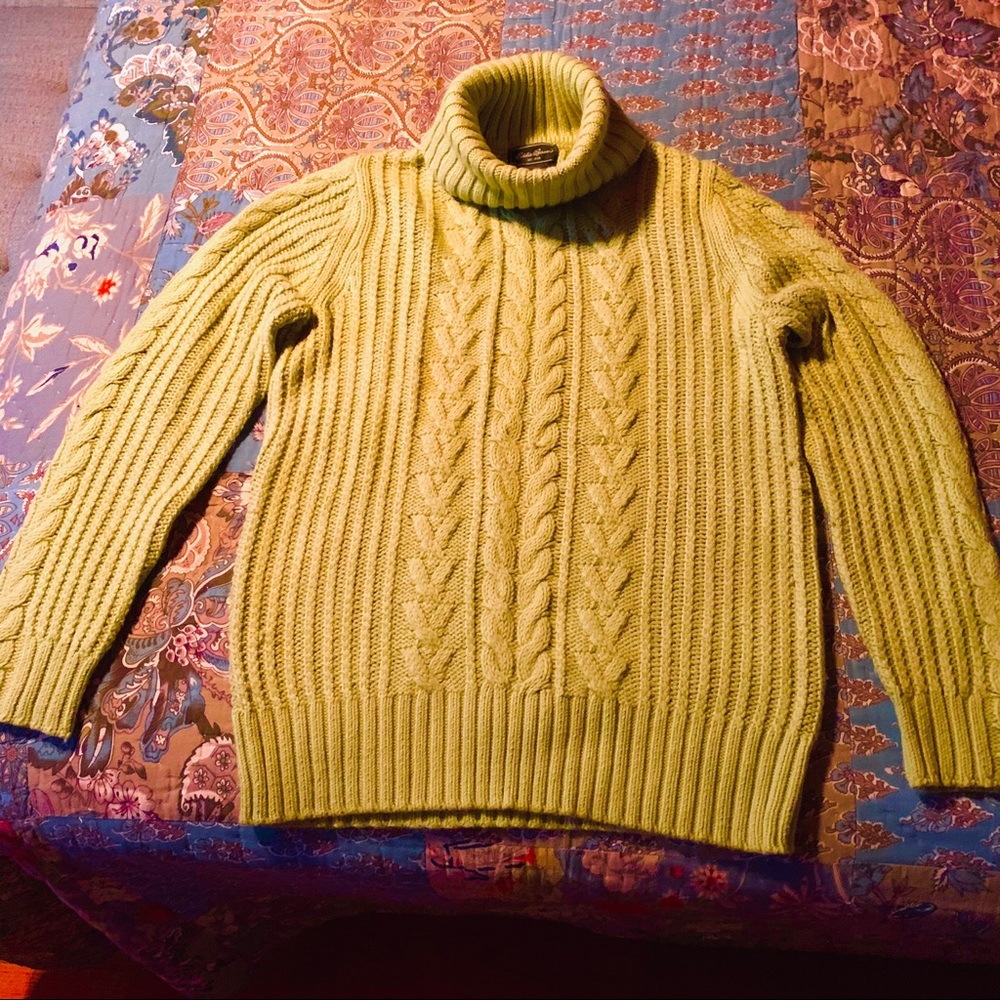 Eddie Bauer (Used) Lime Cable Knit Sweater- Sz M